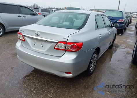 2013 Toyota Corolla Le z USA, uszkodzony, nr VIN 2T1BU4EEXDC090312